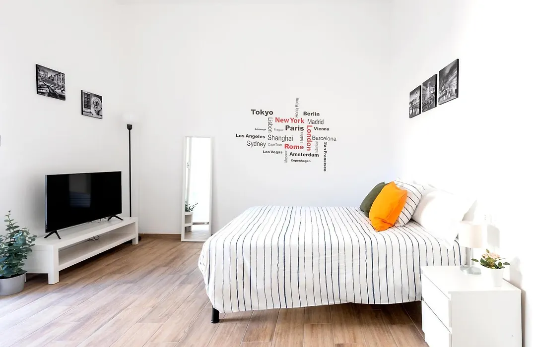 Central Comfortable Studio Apartment-1