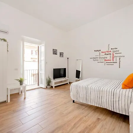 Central Comfortable Studio Apartment-2
